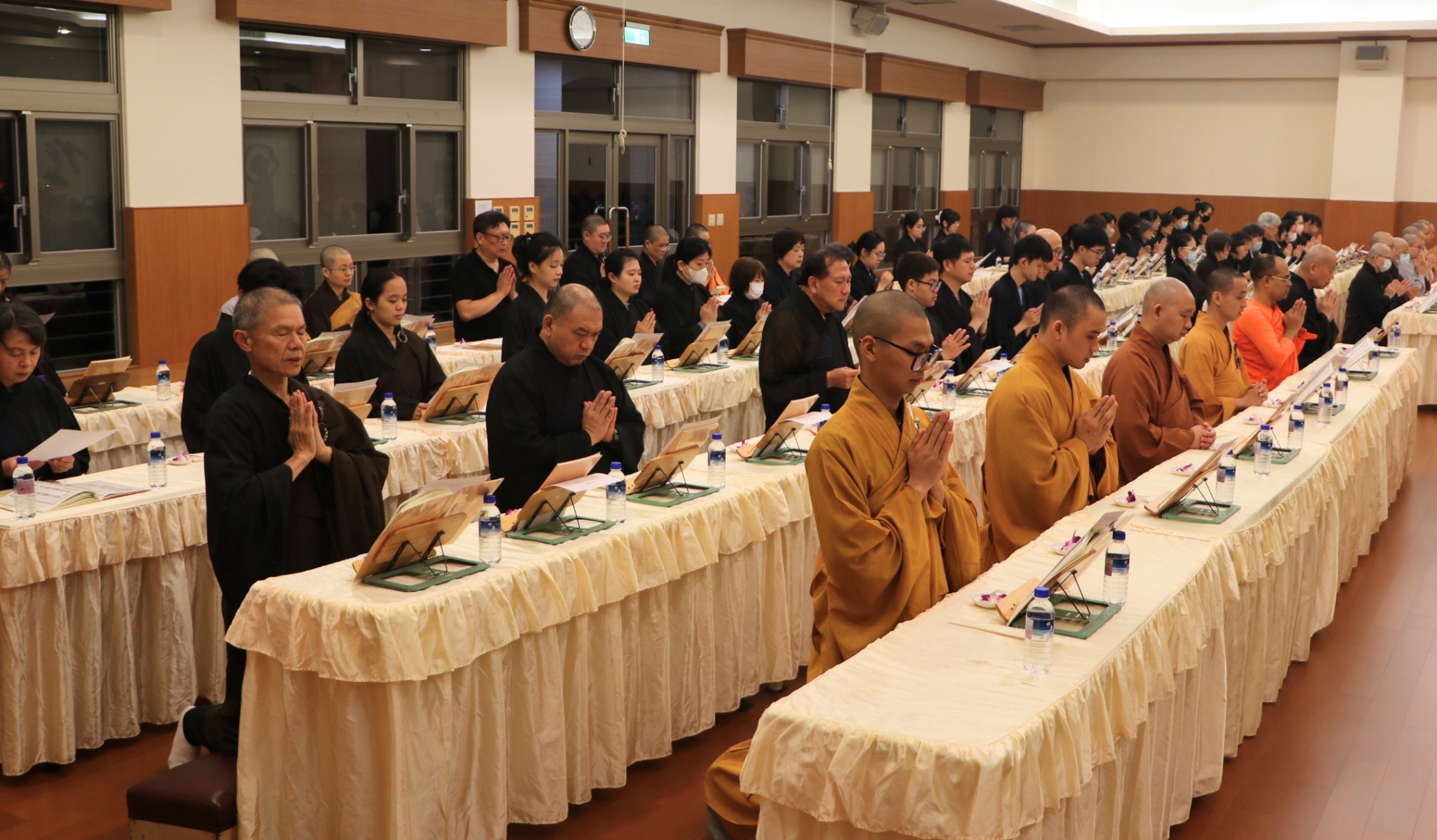 LINE_ALBUM_114-2 大悲忏法会_260504_17