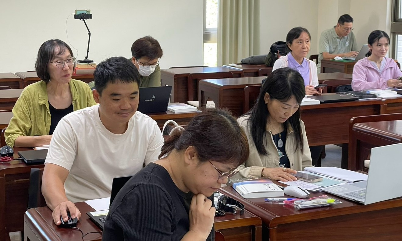 LINE_ALBUM_115 919 在職專班_260921_2